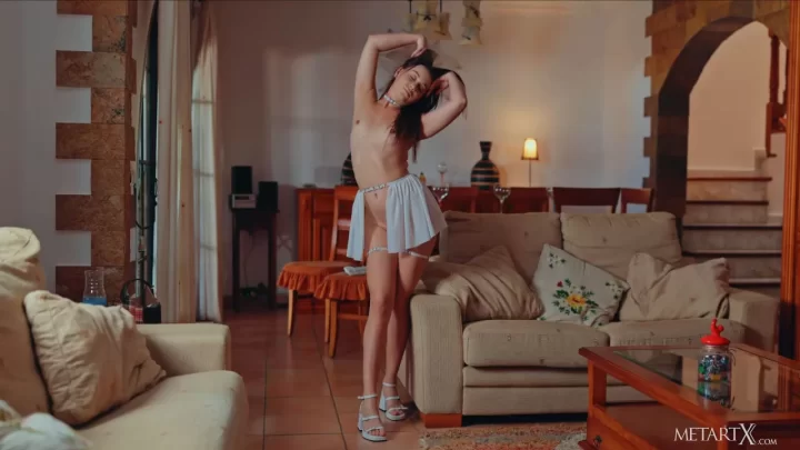 MetArtX – Emily Sweet My Castle