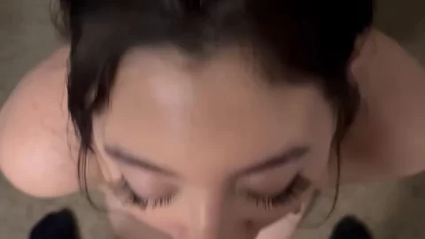 White guy gets oral and handjobs from two white girls
