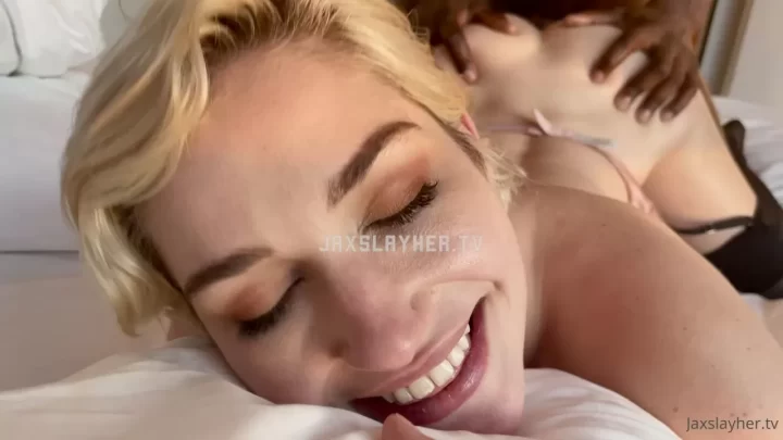 Jaxslayher – Disciplesofdesire: Skyebluewantsu Fucks While Getting Cuc