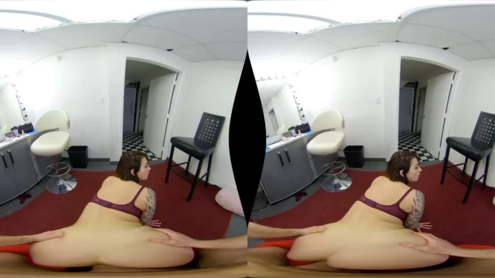 Backstage Ass – Smartphone