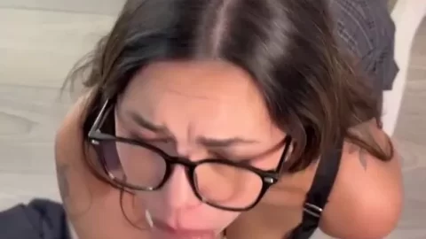 Emilykbabe Blows a Cock And Gives a Titjob My Site