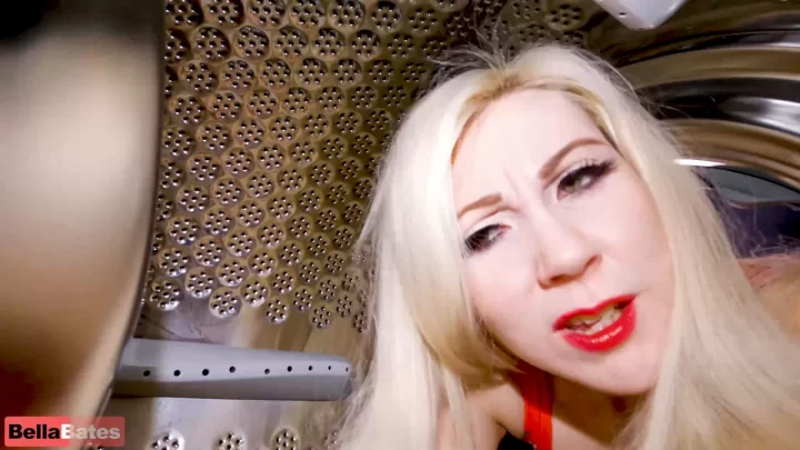 BellaBates – Mommy Is Stuck In The Washing Machine