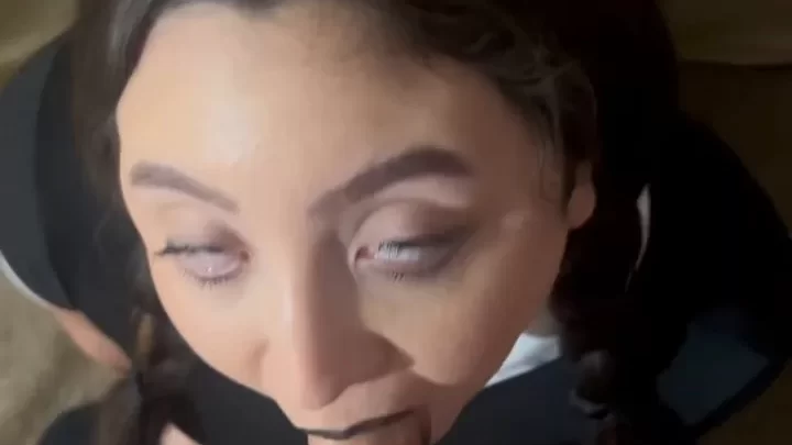Slim White Girls Oral Sex