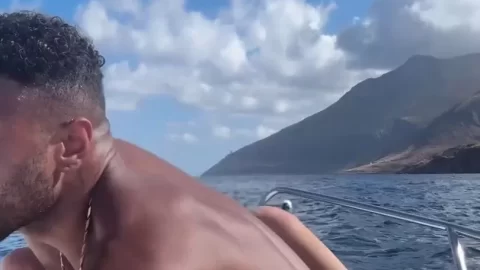 Elizabethh Takes Toy Francisco s Bbc On a Boat