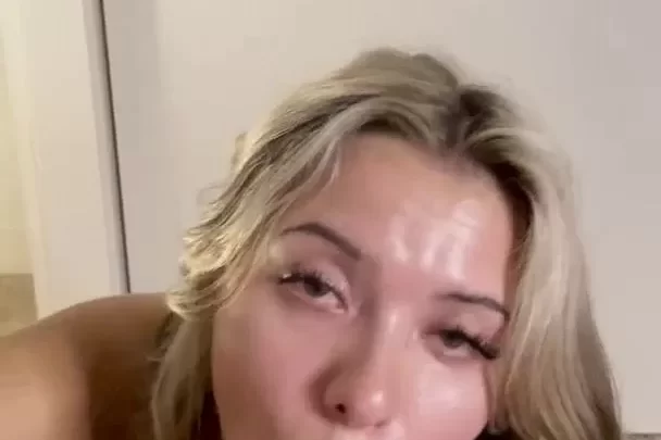 Madiiitay – Madiiitay Sucks And Rides a Cock