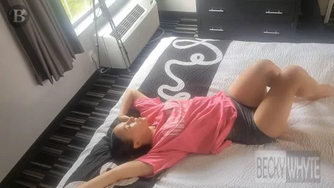 BeckyWhyte – Neighbor’s GF Locked Out, Gets Loads Blasted