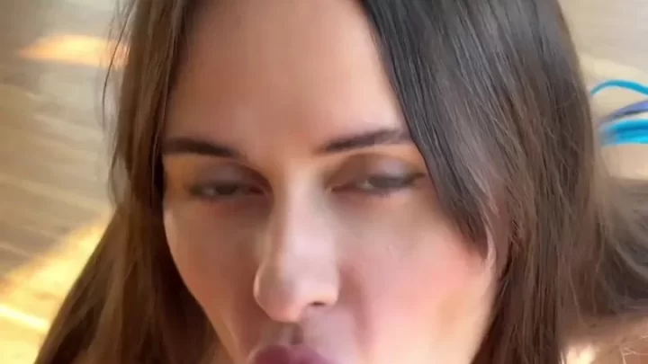 Mywetteva – Mywetteva With a Fuck Machine After Yoga